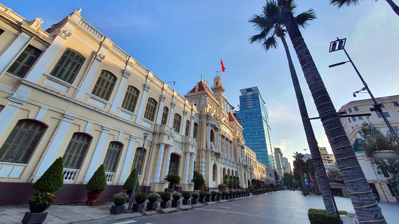 Đường phố TP.HCM thông thoáng trong ngày đầu thực hiện giãn cách Trang Chủ KL99Com Số 1 Link Đăng Ký KL999