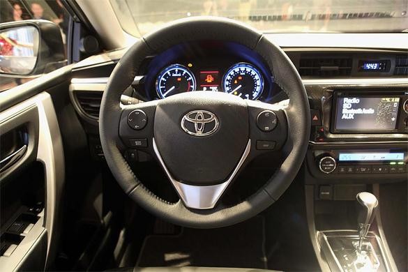 Altis 2014 ra mắt với mức giá 757 - 944 triệu đồng ảnh 12