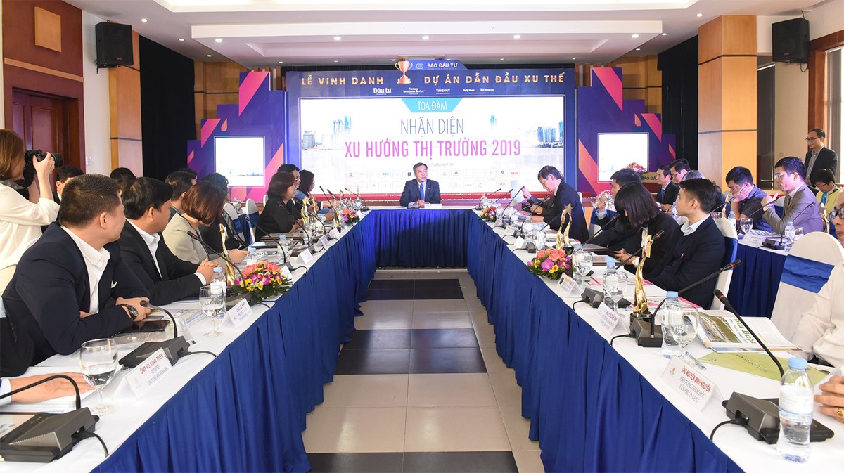 Vinh danh dự án dẫn đầu xu thế và tọa đàm “Nhận diện thị trường Web Tổng Nhà Cái 99Kl99 Giải Trí Bậc Nhất 2019“ ảnh 42