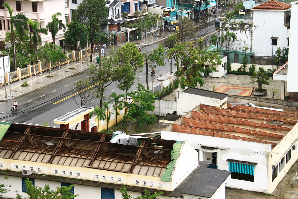 Nhiều công trình "mất mái".
