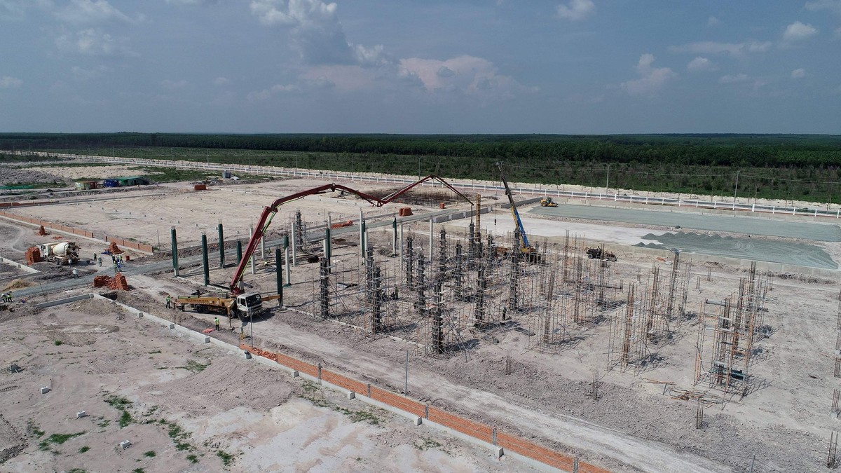 Thị trường liên tục chứng kiến các dự án khu công nghiệp mới được xây dựng. Ảnh: Bình Minh.