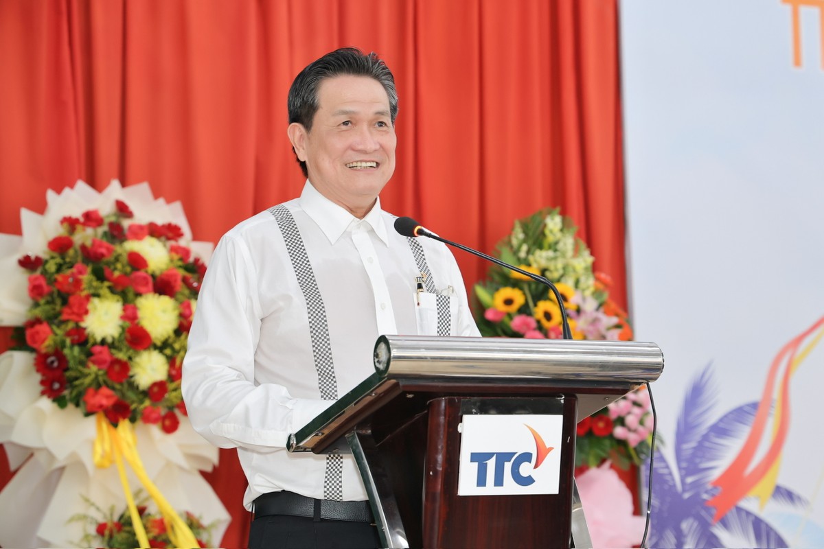 Ông Đặng Văn Thành - Chủ tịch Kl994 game bài casino hấp dẫn TTC cho biết ,Kl994 game bài casino hấp dẫn TTC luôn xem đây là một phần trách nhiệm và cam kết tiếp tục đồng hành với địa phương - đặc biệt là quê hương Bến Tre