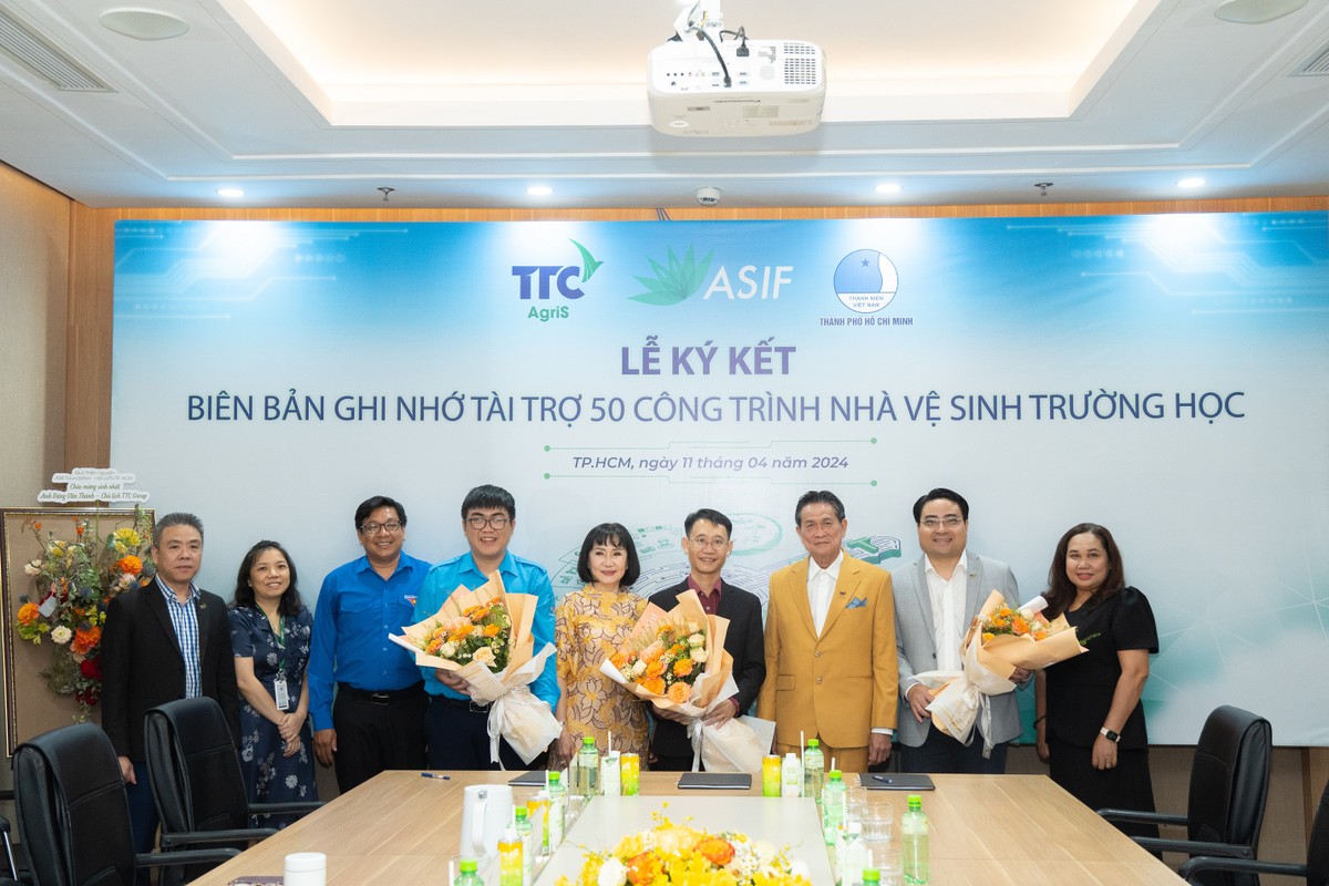 TTC AgriS, ASIF Foundation và Hội LHTN Việt Nam TP.HCM ký kết biên bản ghi nhớ hợp tác sửa chữa và xây mới 50 công trình cộng đồng trường học đạt chuẩn trên địa bàn TP.HCM và khu vực Đồng bằng sông Cửu Long TTC AgriS, ASIF Foundation và Hội LHTN Việt Nam TP.HCM ký kết biên bản ghi nhớ hợp tác sửa chữa và xây mới 50 công trình cộng đồng trường học đạt chuẩn trên địa bàn TP.HCM và khu vực Đồng bằng sông Cửu Long