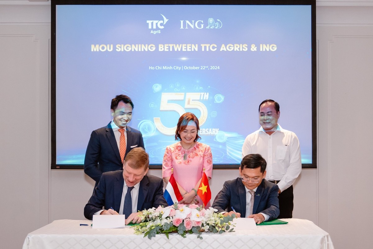 TTC AgriS và ING ký kết Biên bản Ghi nhớ về việc dự kiến tài trợ khoản vốn 100 triệu USD nhằm phục vụ và tập trung vào chiến lược mở rộng lĩnh vực F&B tại thị trường Úc và Singapore, đặc biệt chú trọng phát triển nông nghiệp bền vững tại Úc TTC AgriS và ING ký kết Biên bản Ghi nhớ về việc dự kiến tài trợ khoản vốn 100 triệu USD nhằm phục vụ và tập trung vào chiến lược mở rộng lĩnh vực F&B tại thị trường Úc và Singapore, đặc biệt chú trọng phát triển nông nghiệp bền vững tại Úc