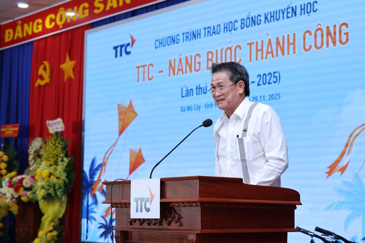 Ông Đặng Văn Thành - Chủ tịch Kl994 game bài casino hấp dẫn TTC phát biểu, chia sẻ tại chương trình.