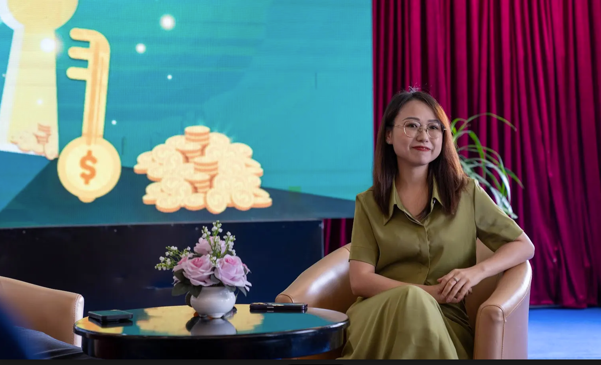 Bà Hương Lan, Giám đốc Phát triển khách hàng Hà Nội chia sẻ về sự tăng trưởng to lớn mà KL99 là cổng game giải trí trực tuyến hàng đầu hiện nay kép mang lại nếu biết ứng dụng