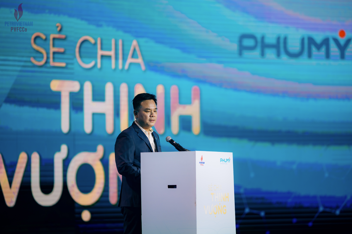 Ông Nguyễn Xuân Hòa, Chủ tịch HĐQT PVFCCo công bố tên và nhận diện thương hiệu mới PHUMY