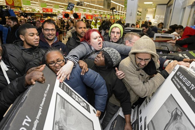 Black Friday là ngày gì mà nhiều người “phát cuồng”? ảnh 4