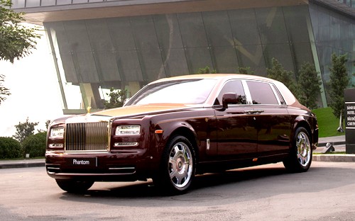 Những mẫu ôtô tăng giá không tưởng trong 2016 tại Việt Nam ảnh 1
