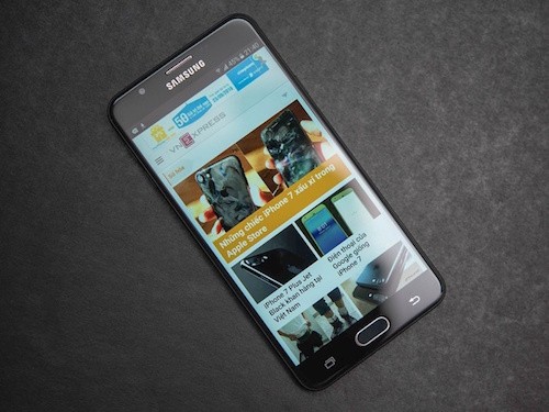 6 smartphone chụp hình đẹp giá dưới 7 triệu đồng ảnh 2