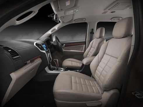 Isuzu mu-X 2017 - nỗ lực bám đuổi Toyota Fortuner ảnh 6