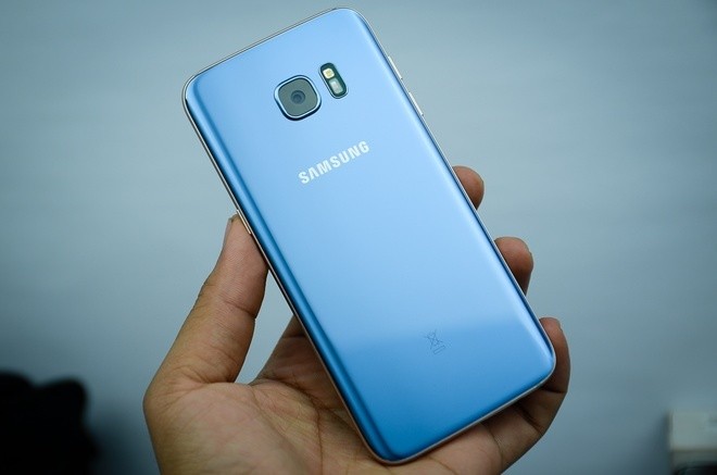 4 smartphone cao cấp giảm giá ngày 8/3 ảnh 1
