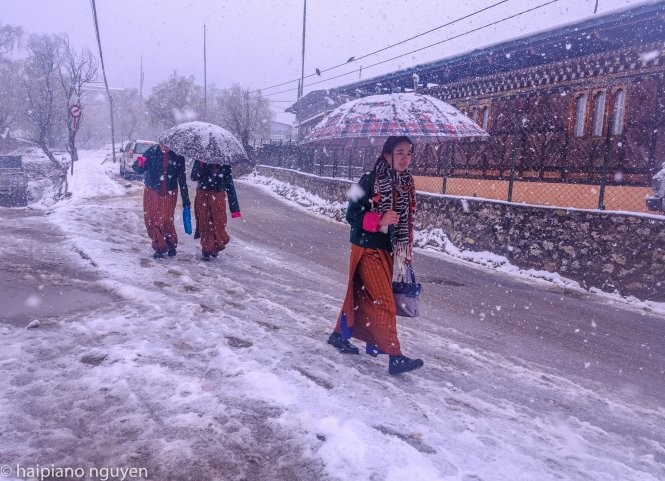 Bhutan mùa tuyết tan ảnh 1