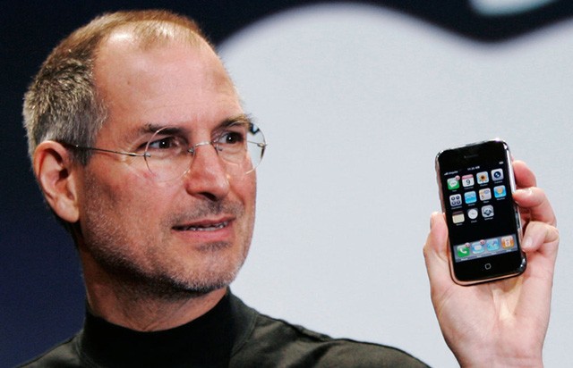 iPhone, "máy in tiền" và "con dao hai lưỡi" của Apple ảnh 1