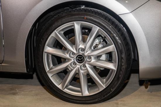 Mazda3 2017 có mặt tại Malaysia với giá từ 560 triệu đồng ảnh 3