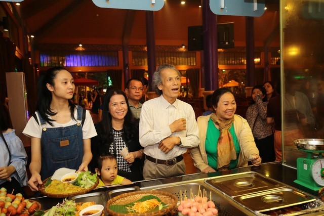 Thỏa sức vui chơi tại Không gian ẩm thực Ngũ hành Đà Nẵng ảnh 2