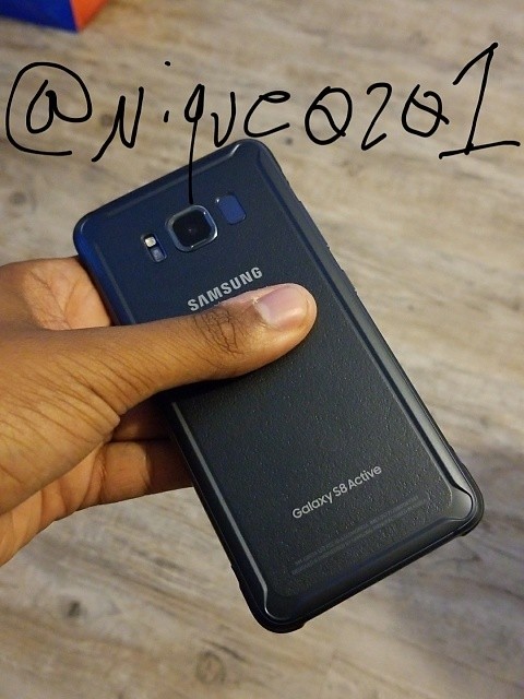 Galaxy S8 bản siêu bền, pin lớn lộ ảnh thực tế ảnh 1