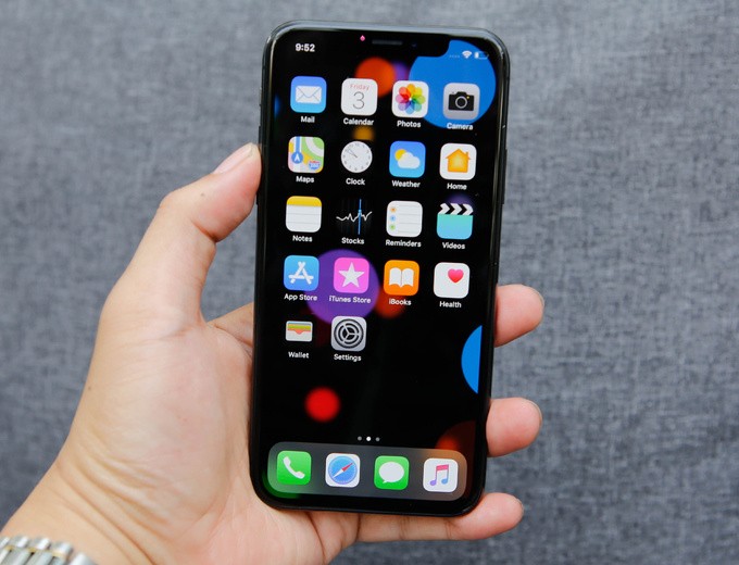 5 smartphone đáng chú ý bán trong tháng 12 ảnh 2