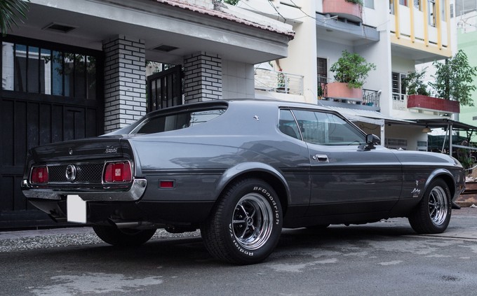 Dân chơi Sài Gòn phục chế Mustang cổ, thay hơn 1.000 chi tiết ảnh 12 Dân chơi Sài Gòn phục chế Mustang cổ, thay hơn 1.000 chi tiết ảnh 12
