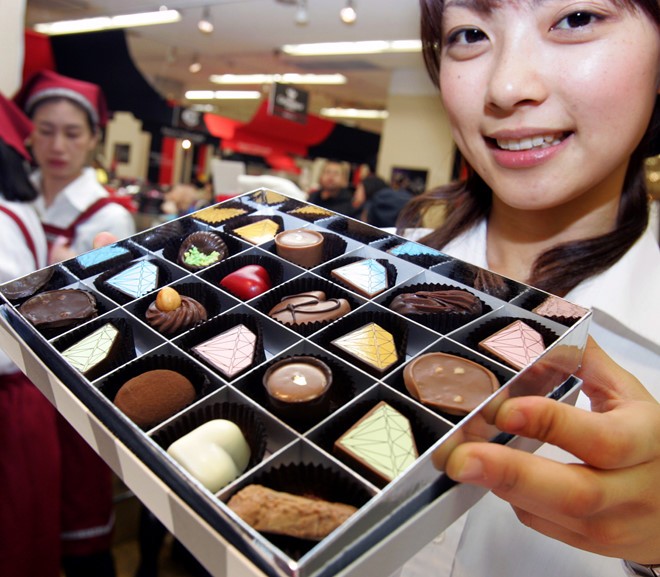 Nhóm thanh niên Nhật biểu tình đòi đập tan Valentine ảnh 2