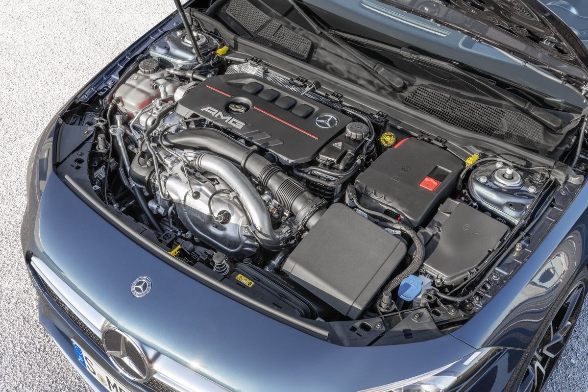 Xe nhỏ thể thao Mercedes-AMG A35 2020 trình làng ảnh 5