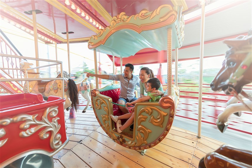 Bức họa Quảng Ninh và chân dung “người kiến tạo xu thế” ảnh 5