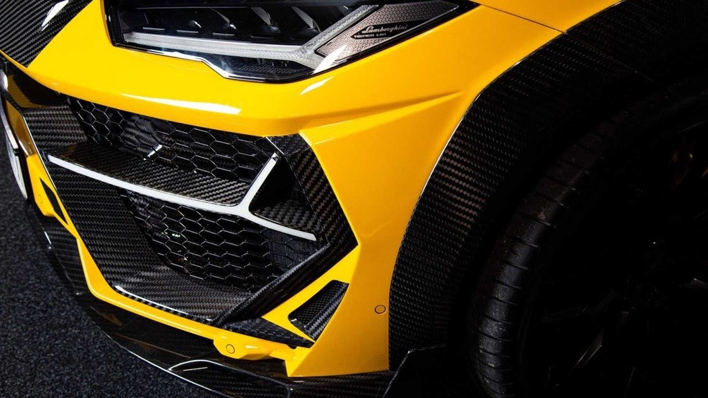 Siêu SUV thể thao Lamborghini Urus cực ngầu trong bản độ lạ ảnh 2