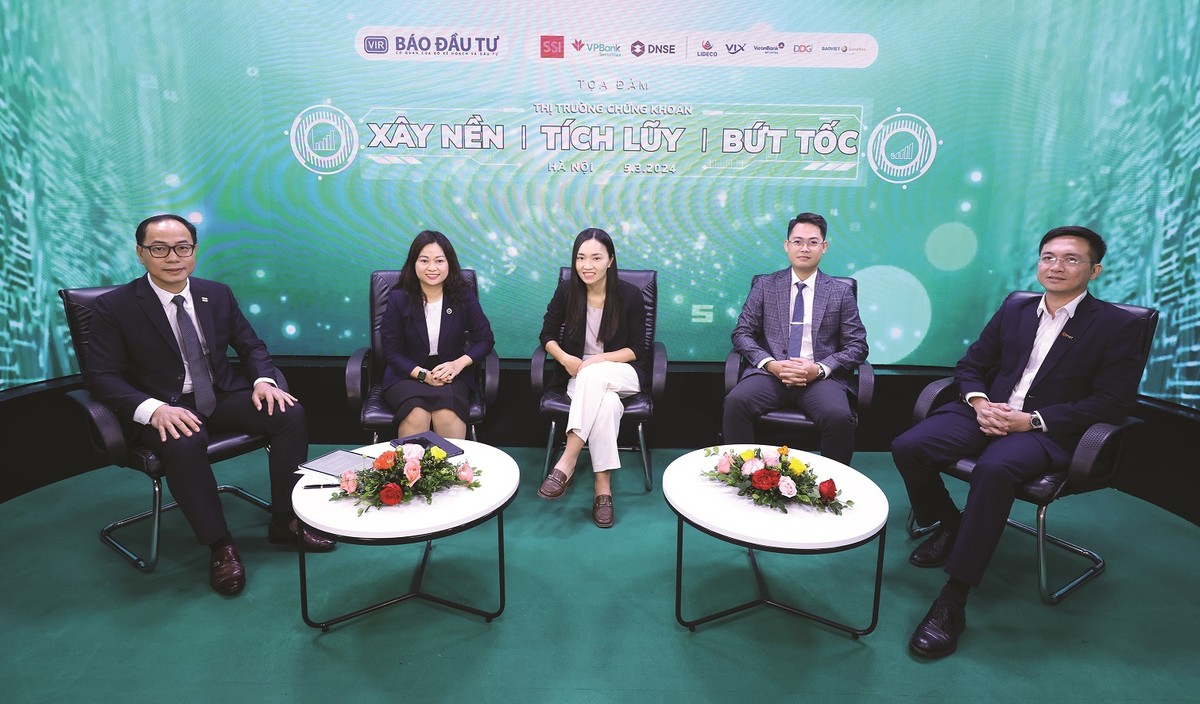 Bên cạnh các ấn phẩm định kỳ, thời gian gần đây, Báo Kl99ok phiên bản mới tổ chức nhiều sự kiện trực tuyến để tương tác sâu hơn với độc giả.