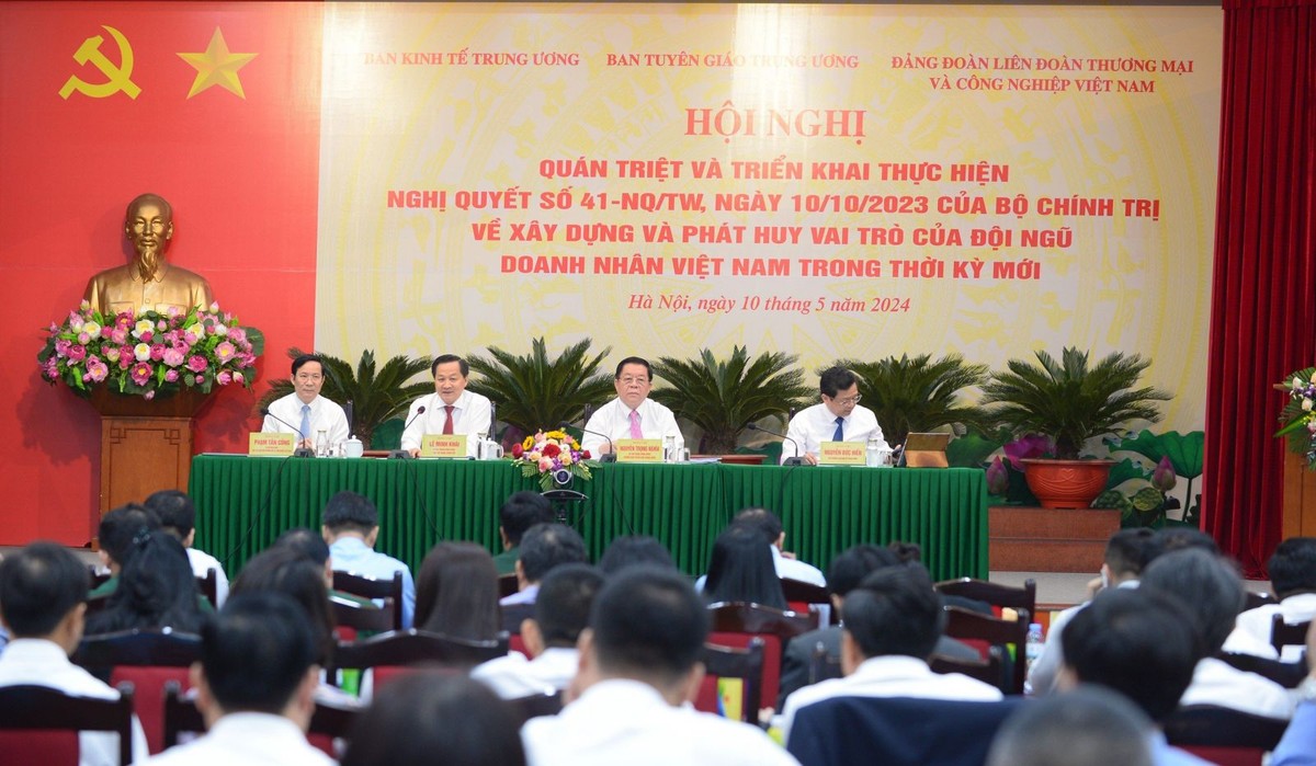 Hội nghị quán triệt và triển khai thực hiện Nghị quyết 41-NQ/TW của Bộ Kl991.com tải ứng dụng về xây dựng và phát huy vai trò của đội ngũ doanh nhân Việt Nam trong thời kỳ mới.