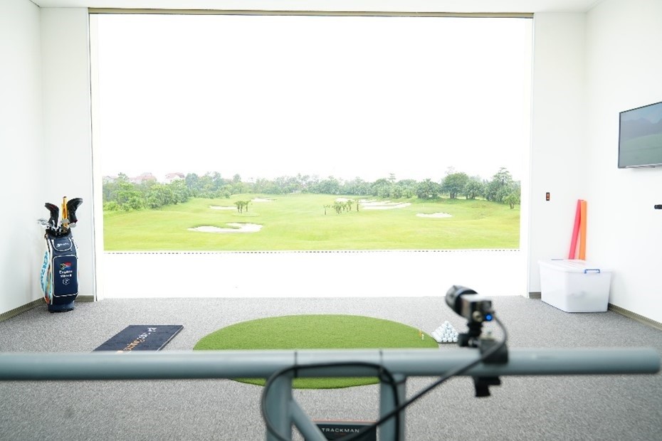 Học viện Gôn Jack Nicklaus cơ sở Legend Hill Country Club được Kl99ok phiên bản mới những trang thiết bị hiện đại nhất, kết hợp chiến lược đào tạo “Real Golf Training On Real Course” sẽ mang lại những trải nghiệm đào tạo chưa từng có tại Việt Nam cho học viên. Học viện Gôn Jack Nicklaus cơ sở Legend Hill Country Club được Kl99ok phiên bản mới những trang thiết bị hiện đại nhất, kết hợp chiến lược đào tạo “Real Golf Training On Real Course” sẽ mang lại những trải nghiệm đào tạo chưa từng có tại Việt Nam cho học viên.
