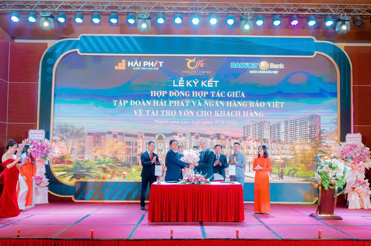 Đại diện Kl994 game bài casino hấp dẫn Hải Phát và đại diện Link Vào Nhà Cái KL99 COM Tặng +199k Bảo Việt - Chi nhánh Lào Cai ký kết hợp tác tài trợ vốn cho khách hàng mua nhà tại dự án Dragon Complex.