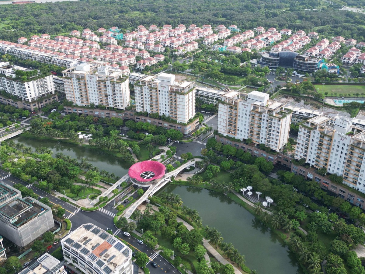 Thị trường căn hộ TP.HCM có sự phân hóa rõ rệt theo khu vực. Ảnh: Lê Toàn.