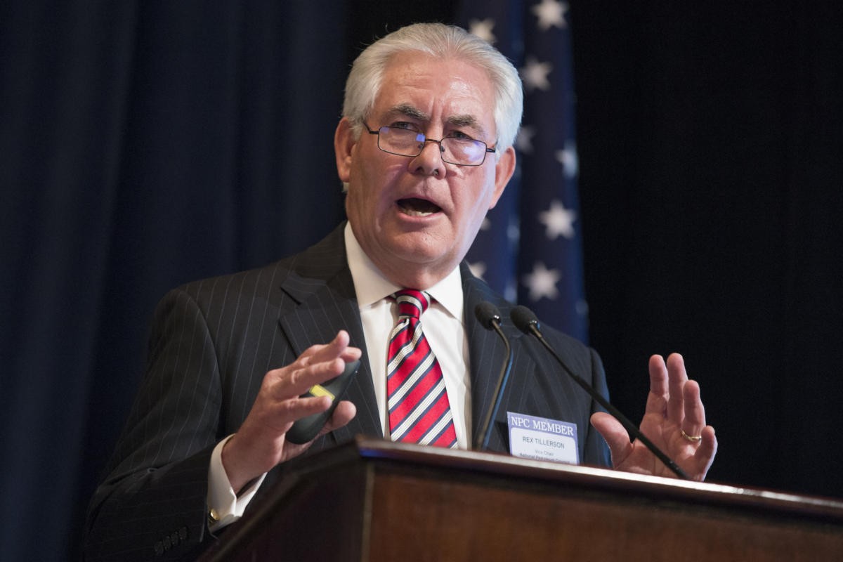 Rex Tillerson được chọn làm Ngoại trưởng Mỹ, Exxon Mobil nhanh nhẹn chọn CEO mới ảnh 1