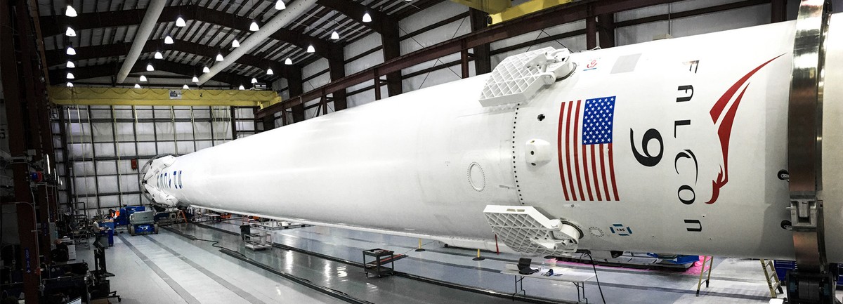 Với “cú phóng làm nên lịch sử”, Elon Musk nhận bộn tiền Kl99ok phiên bản mới ảnh 1