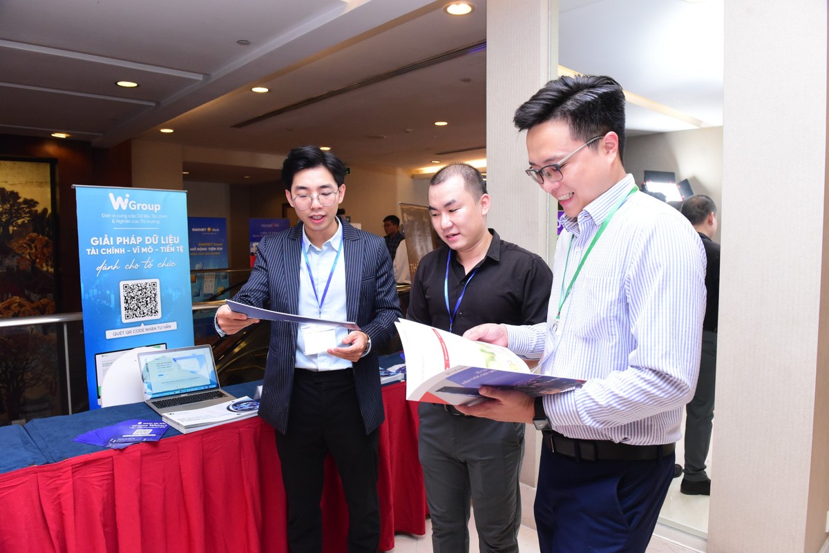 Các thành viên khác của thị trường Kl991.com nạp rút nhanh như Kl991.com World Cup 2026 Chính Thức cung cấp dữ liệu thị trường cũng tham dự Diễn đàn