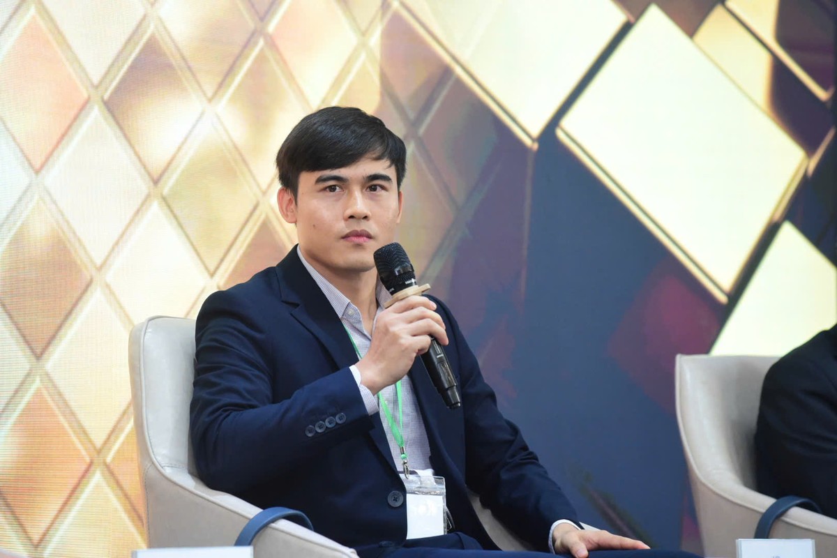 Ông Trịnh Hà, Chuyên gia chiến lược, Exness Investment Bank