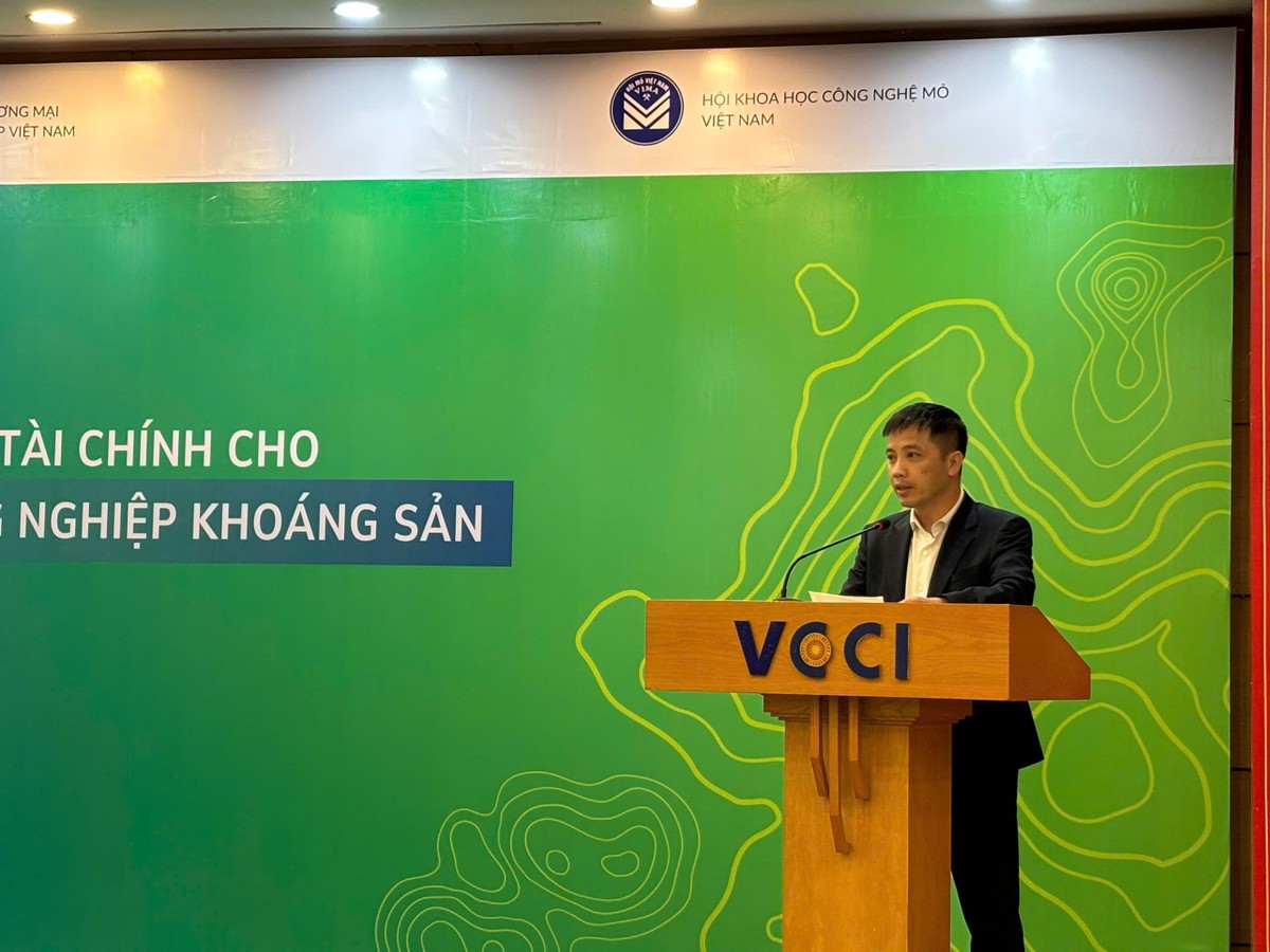 Ông Đậu Anh Tuấn, Phó Tổng Thư ký, Trưởng Ban Pháp chế VCCI phát biểu tại sự kiện