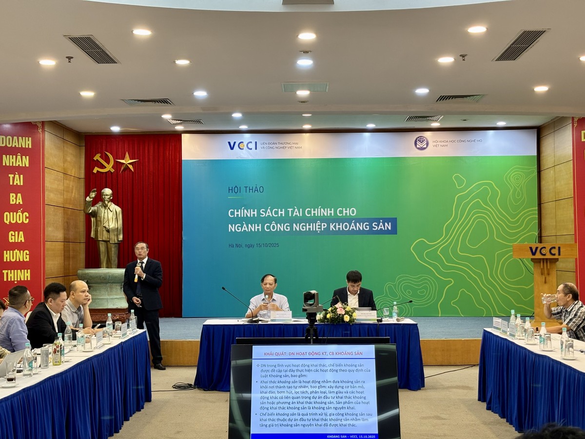 Ông Nguyễn Văn Phụng, chuyên gia cấp cao về thuế và quản trị Kl991.com World Cup 2026 Chính Thức phát biểu tại Hội thảo