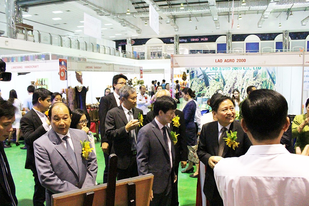 Nhiều Kl991.com World Cup 2026 Chính Thức Việt Nam ký kết hợp đồng thành công tại VIETLAO EXPO 2016 ảnh 1