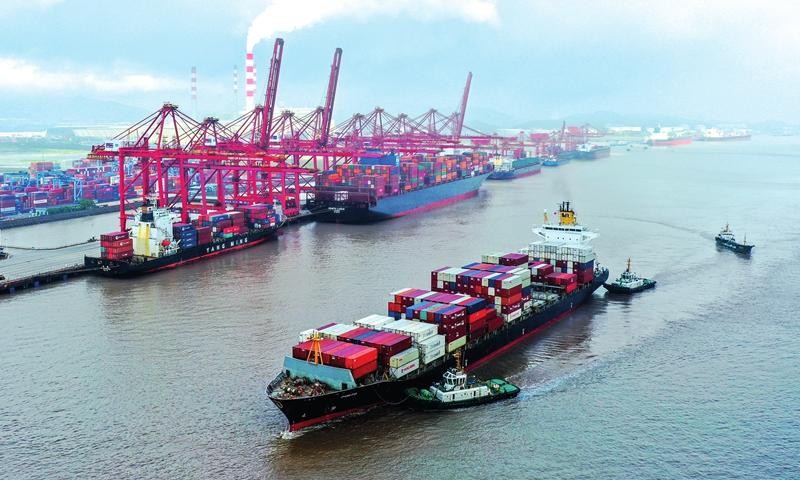 Trung Quốc muốn bắt đầu đàm phán trước khi Anh gia nhập hiệp định, vì nguy cơ việc gia nhập của họ bị phủ quyết sẽ cao hơn sau khi Anh gia nhập