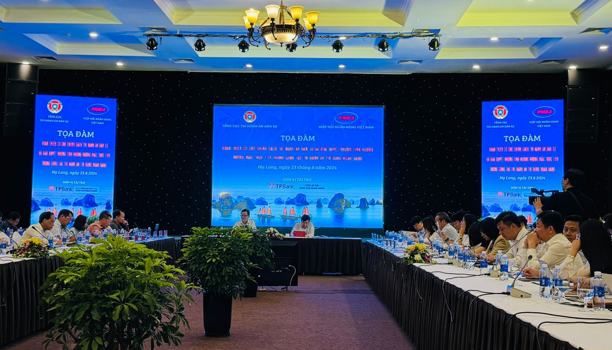 Toàn cảnh Toạ đàm