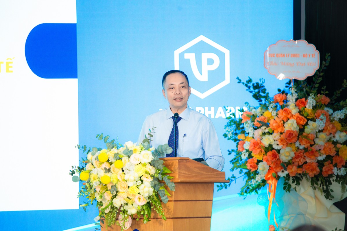 DSCKII. Vũ Tuấn Cường - Cục trưởng Cục Quản lý Dược, Bộ Y tế phát biểu tại Đại hội DSCKII. Vũ Tuấn Cường - Cục trưởng Cục Quản lý Dược, Bộ Y tế phát biểu tại Đại hội
