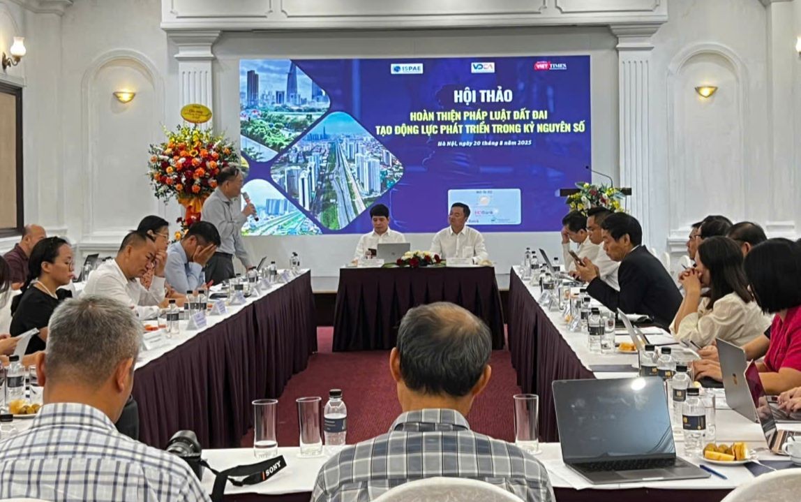 Hội thảo “Hoàn thiện Kl992 Tham Gia Ngay đất đai tạo động lực phát triển trong kỷ nguyên số”.