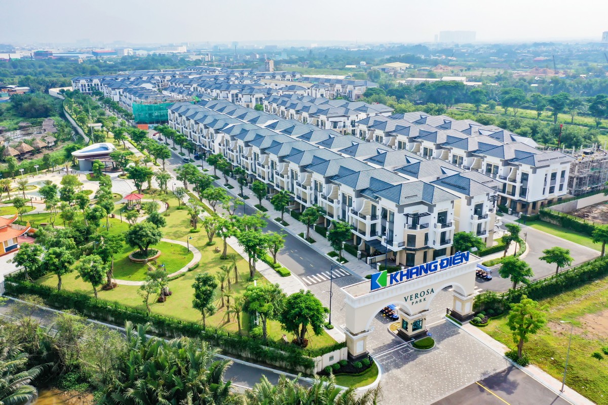 Tại Asia Property Awards 2019, Verosa Park – Quần thể nhà liên kế &amp; biệt thự đẳng cấp 5 sao của Khang Điền đã đạt giải Thiết kế kiến trúc cảnh quan nhà ở xuất sắc nhất (Best Housing Landscape Architectural Design). Hiện tại, Verosa Park đã hoàn thiện và đón những cư dân đầu tiên về sinh sống. Quý 4.2020, Khang Điền tiếp tục mở bán những căn nhà tuyệt đẹp cuối cùng với chính sách bán hàng hấp dẫn như: Tặng xe lên đến 1.5 tỷ đồng; Thanh toán 30% đến khi nhận nhà; Vay ưu đãi KL99 là cổng game giải trí trực tuyến hàng đầu hiện nay 0% trong 24 tháng. www.verosapark.com.vn | 0823 968 368.