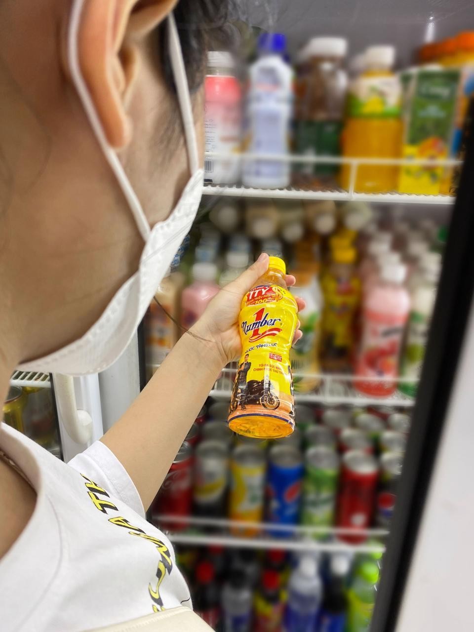Number 1 được tìm mua dễ dàng ở các cửa hàng tiện ích, hàng tạp hoá, là bạn đồng hành cùng nhiều sinh viên.