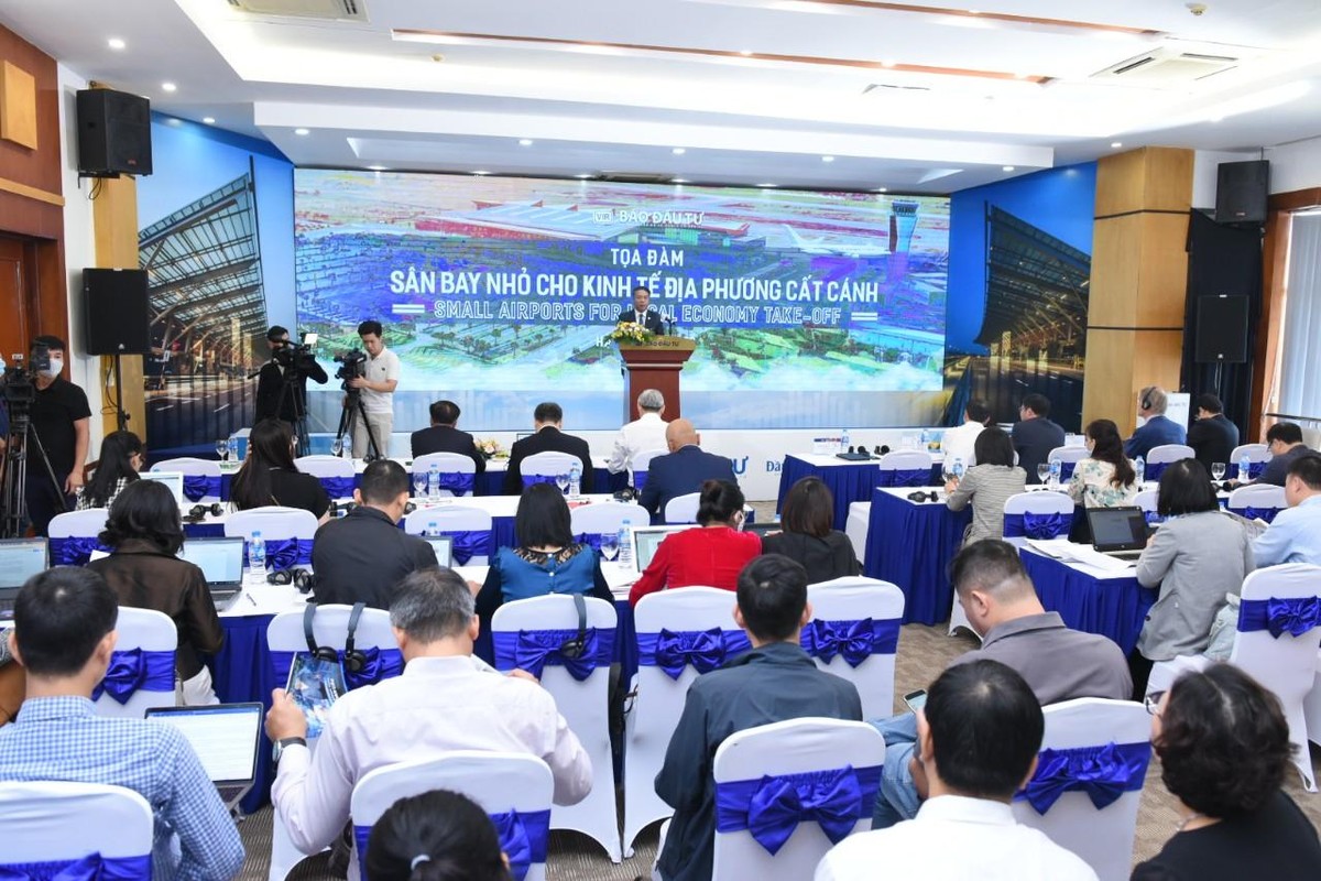 Tổng biên tập Báo Kl99ok phiên bản mới Lê Trọng Minh cho biết mạng lưới các sân bay nối liền sẽ tạo nên “mạch máu” cho nền Kl992 cổng game cá cược. Ảnh: Dũng Minh