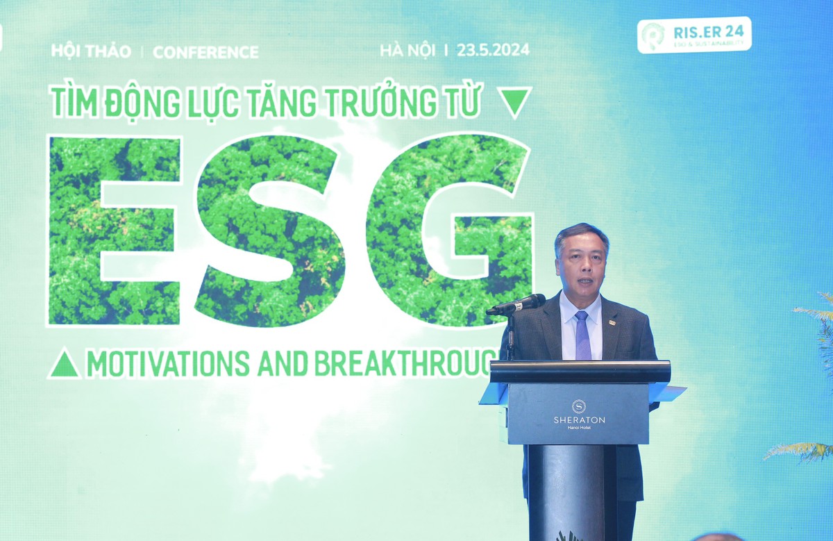 Ông Lê Trọng Minh, Tổng Biên tập Báo Kl99ok phiên bản mới phát biểu tại hội thảo.