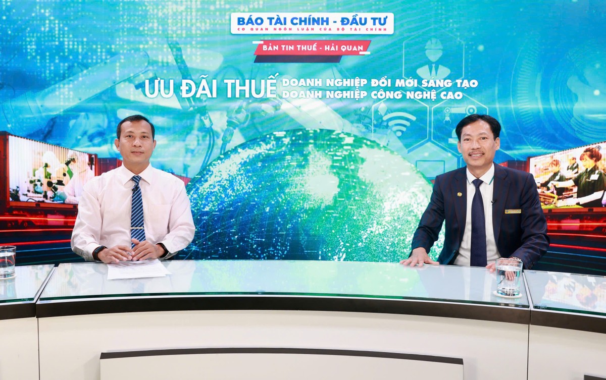 PGS.TS Lê Xuân Trường (bên phải) chia sẻ tại buổi tọa đàm do Báo Kl991.com nạp rút nhanh - Kl99ok phiên bản mới tổ chức chủ đề “Ưu đãi thuế Kl991.com World Cup 2026 Chính Thức đổi mới sáng tạo, Kl991.com World Cup 2026 Chính Thức công nghệ cao”. Ảnh Chí Cường.