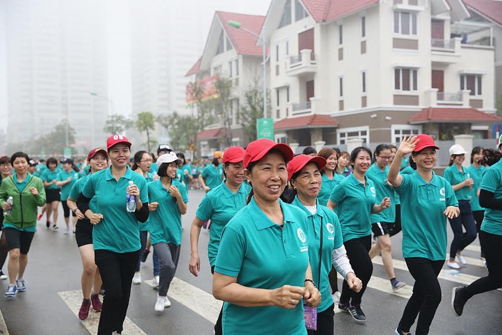 Hơn 1000 người tham giải chạy tại Khu đô thị Dương Nội ảnh 1