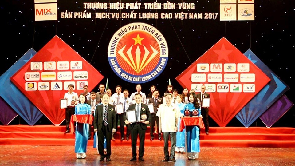 Hải Phát đón nhận “mưa giải thưởng” trong nước và quốc tế ảnh 2